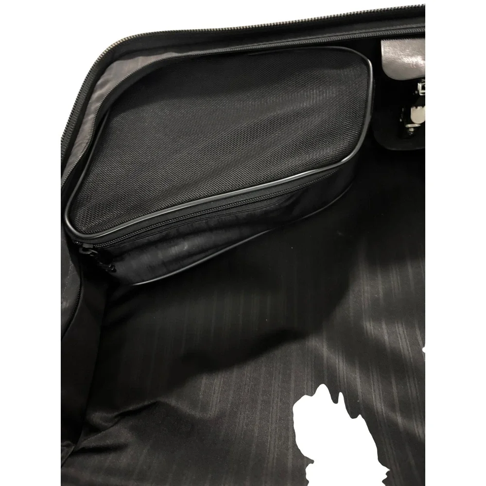 Tumi Alpha Ballistic Nylon Rolling Garment Bag Black‎ Tri-Fold Suitcase BMJ